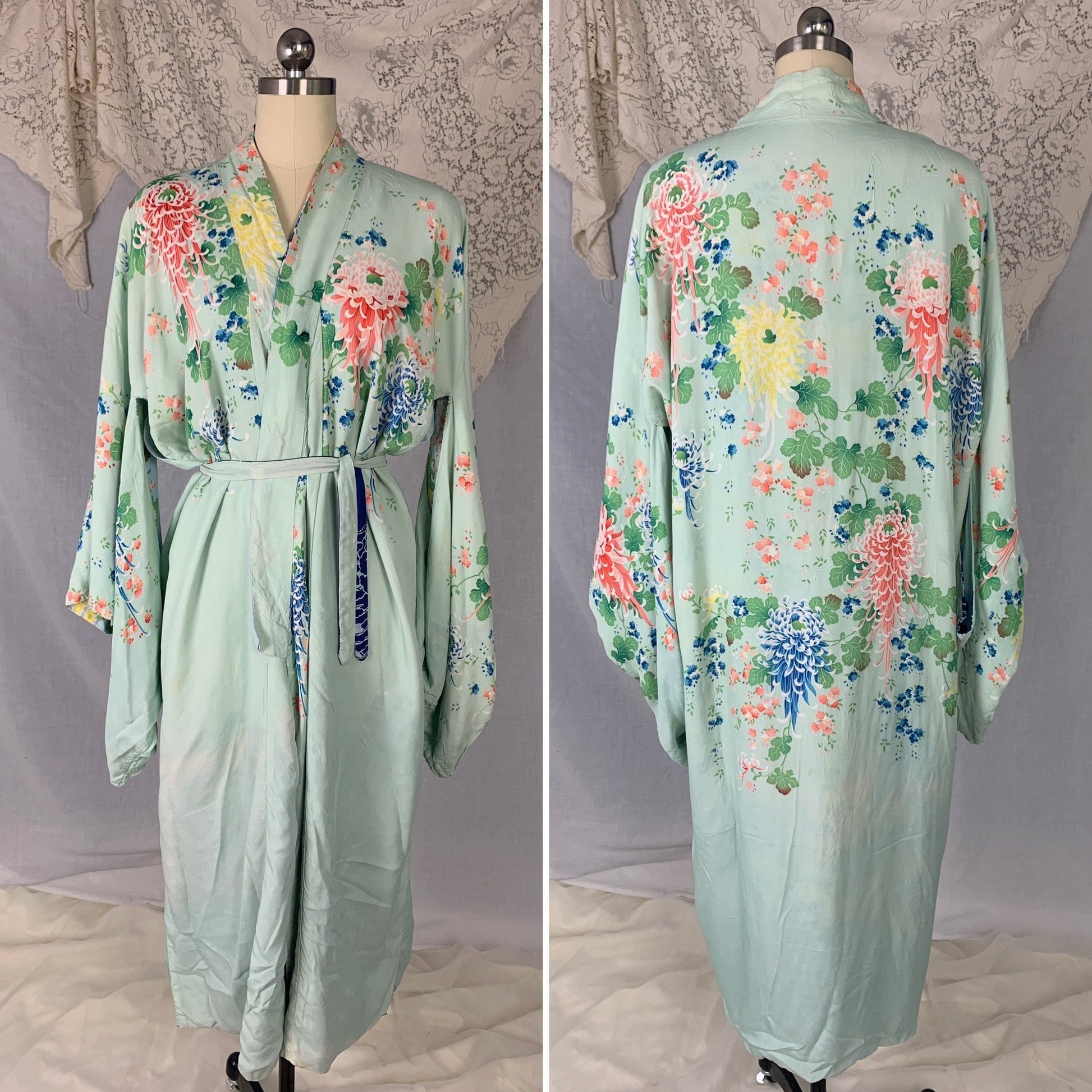 Vintage 1940's Japanese Kimono Robe | Reversible Sky Blue & Mint Green Hayashi Floral Printed Silk Crepe | Size Free - Daggers & Dames
