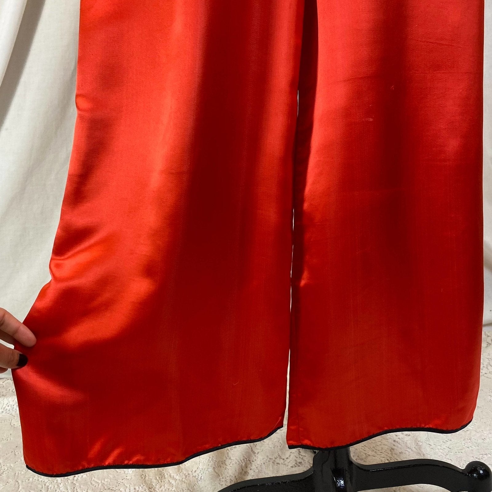 Vintage 1940's Lounge Set | Bright Red Silk with Frog Buttons & Fringe Sash Tie | Size XS, S | Made in China - Daggers & Dames