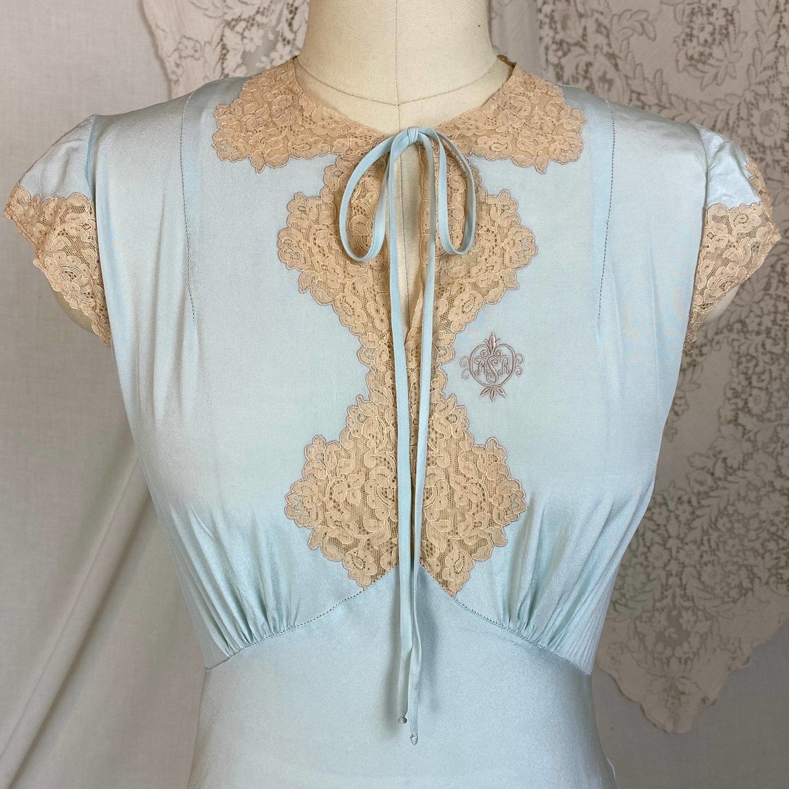 Vintage 1940's Nightgown & Bed Jacket Set | Icy Blue Silk with Pale Nude Floral Lace | Size XS - Daggers & Dames