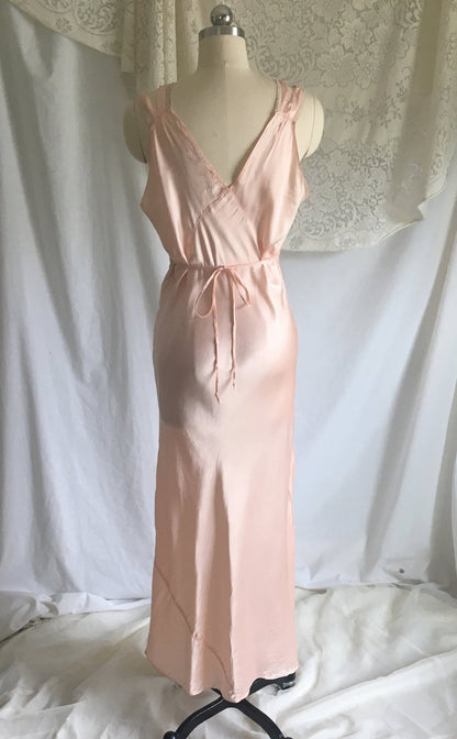 Vintage 1940's Nightgown | Blush Pink Rayon Satin with Nude Lace & Bias Cut | Size S - Daggers & Dames