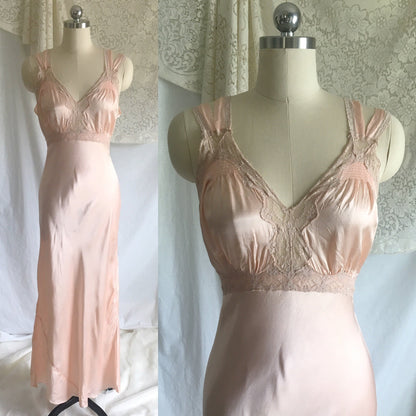 Vintage 1940's Nightgown | Blush Pink Rayon Satin with Nude Lace & Bias Cut | Size S - Daggers & Dames