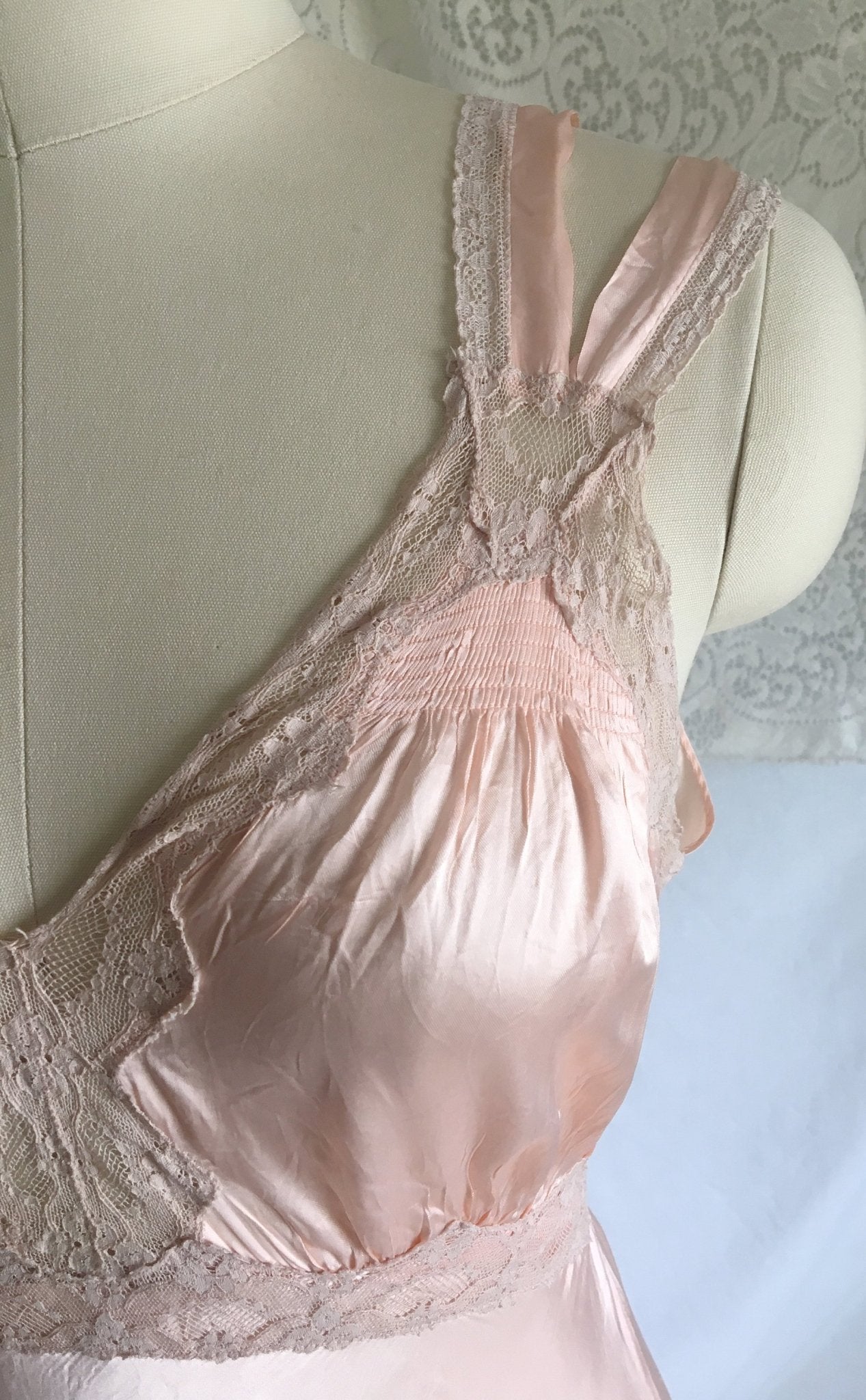 Vintage 1940's Nightgown | Blush Pink Rayon Satin with Nude Lace & Bias Cut | Size S - Daggers & Dames