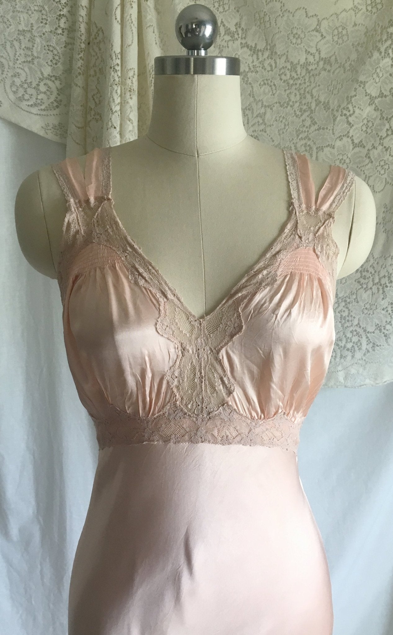 Vintage 1940's Nightgown | Blush Pink Rayon Satin with Nude Lace & Bias Cut | Size S - Daggers & Dames