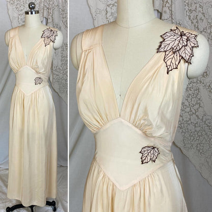 Vintage 1940's Nightgown | Buttermilk Cream Rayon with Embroidered Leaf Appliques | Size XS | Artemis - Daggers & Dames