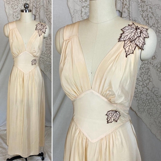 Vintage 1940's Nightgown | Buttermilk Cream Rayon with Embroidered Leaf Appliques | Size XS | Artemis - Daggers & Dames
