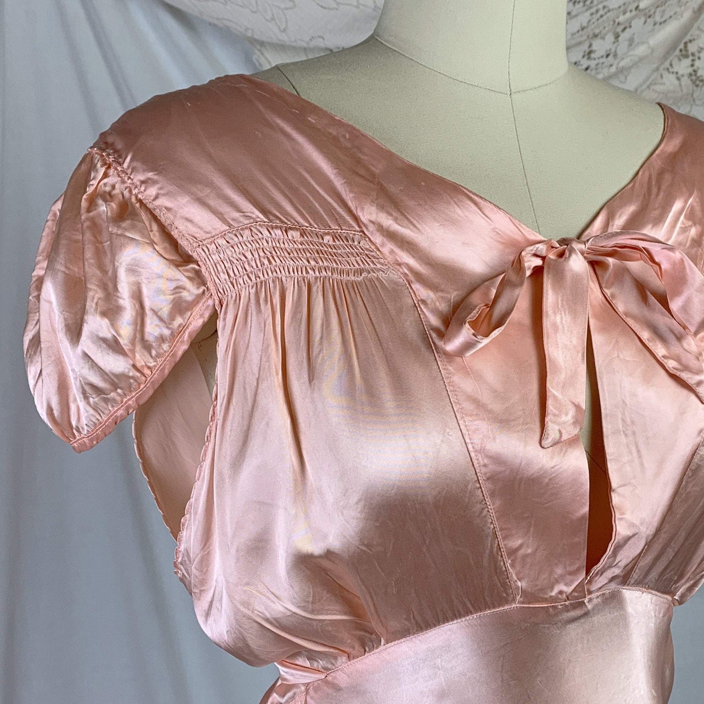 Vintage 1940's Nightgown | Deep Blush Pink Rayon Satin with Cap Sleeves & Scalloped Edges | Size MED - Daggers & Dames