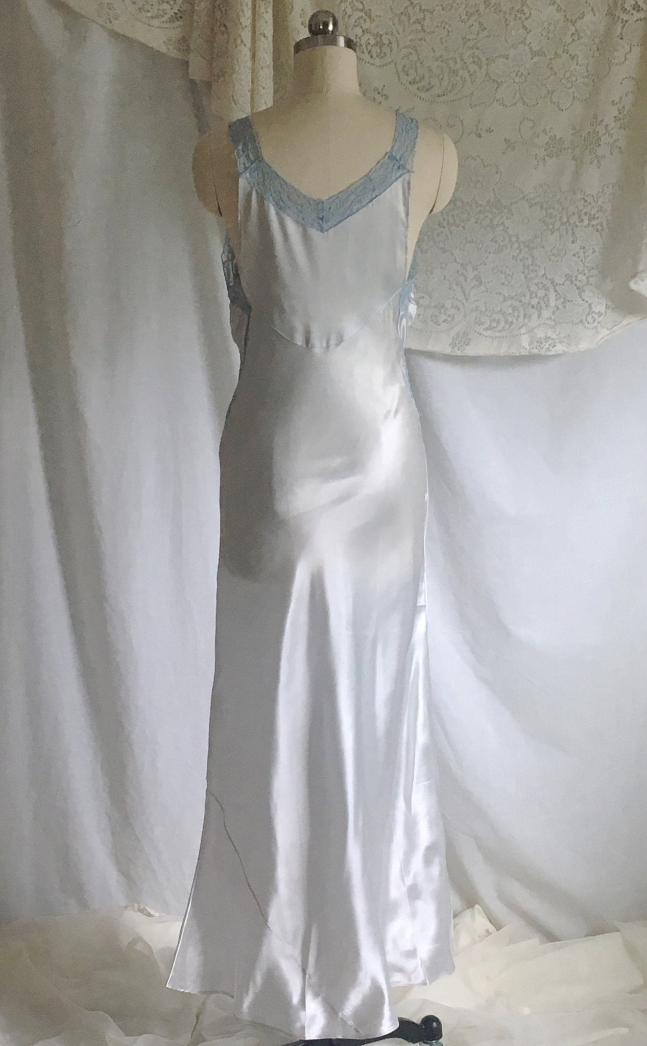 Vintage 1940's Nightgown | Icy Blue Acetate Satin with Lace Bodice | Size XS - Daggers & Dames