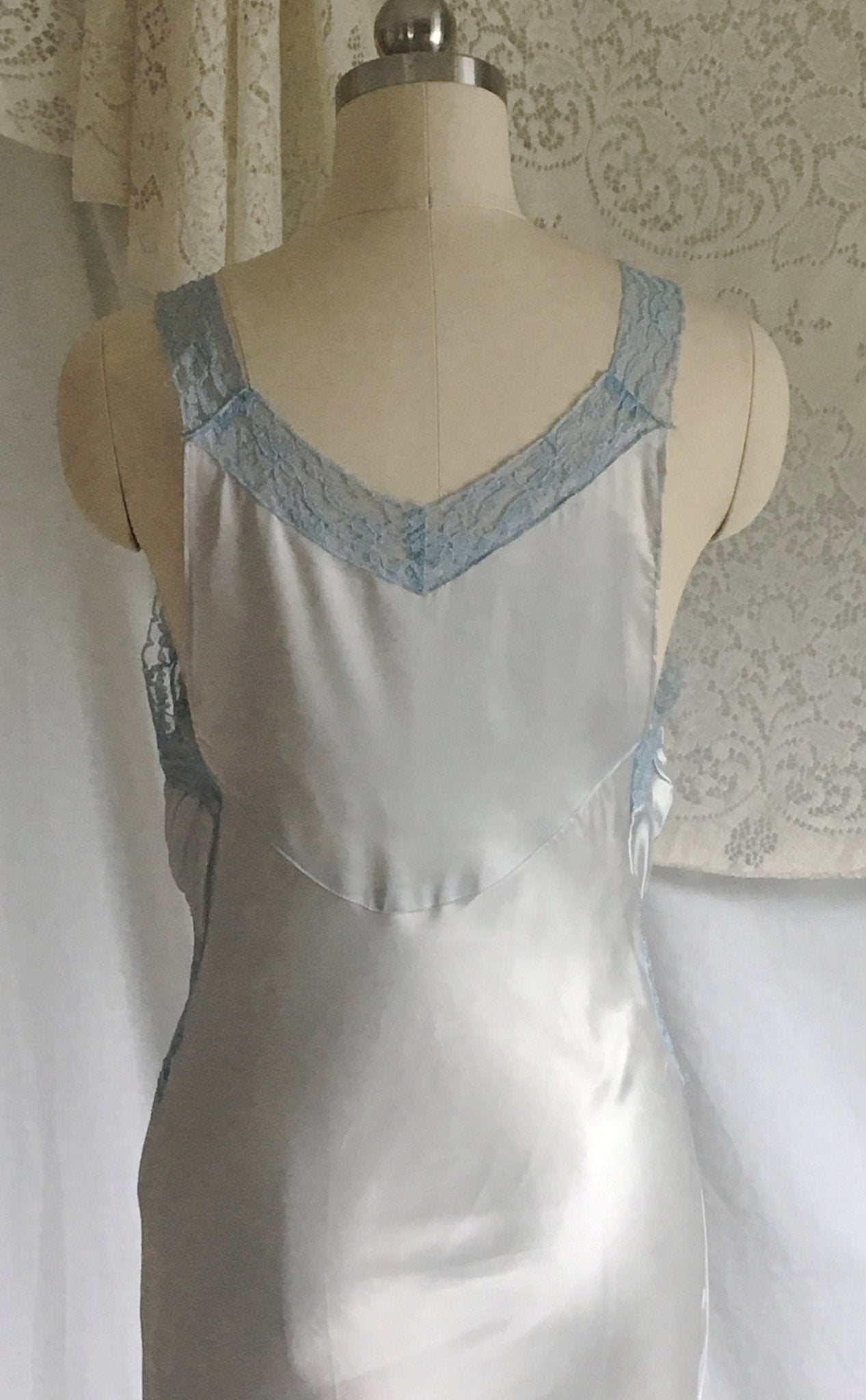 Vintage 1940's Nightgown | Icy Blue Acetate Satin with Lace Bodice | Size XS - Daggers & Dames
