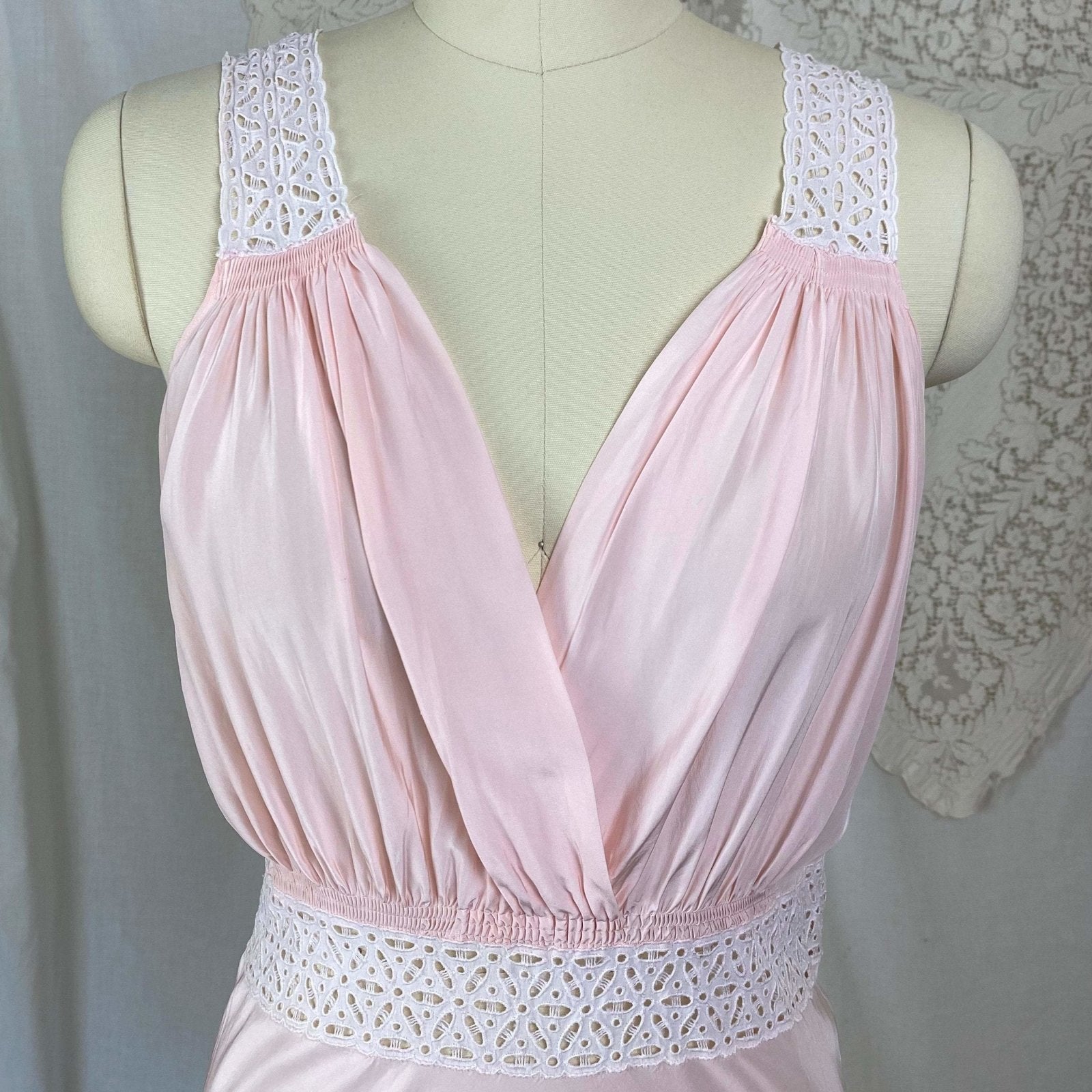 Vintage 1940's Nightgown | Light Petal Pink Rayon with White Eyelet Lace | Size M, LG | Biastex - Daggers & Dames