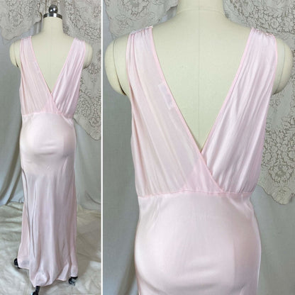 Vintage 1940's Nightgown | Light Petal Pink Rayon with White Eyelet Lace | Size M, LG | Biastex - Daggers & Dames