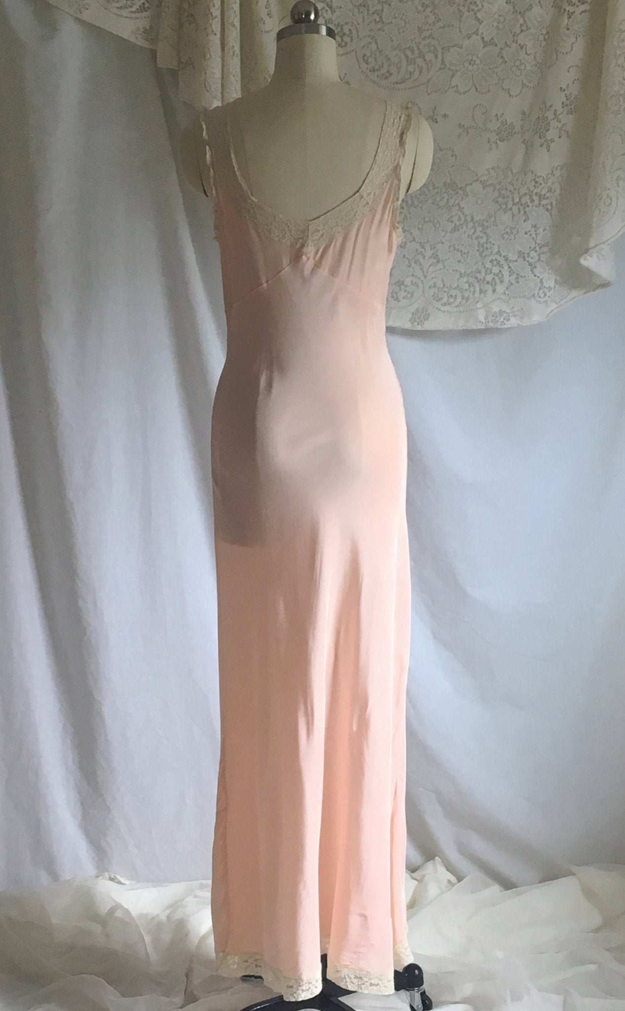Vintage 1940's Nightgown | Pale Pink Rayon with Lace & Bias Cut | Size S, M - Daggers & Dames