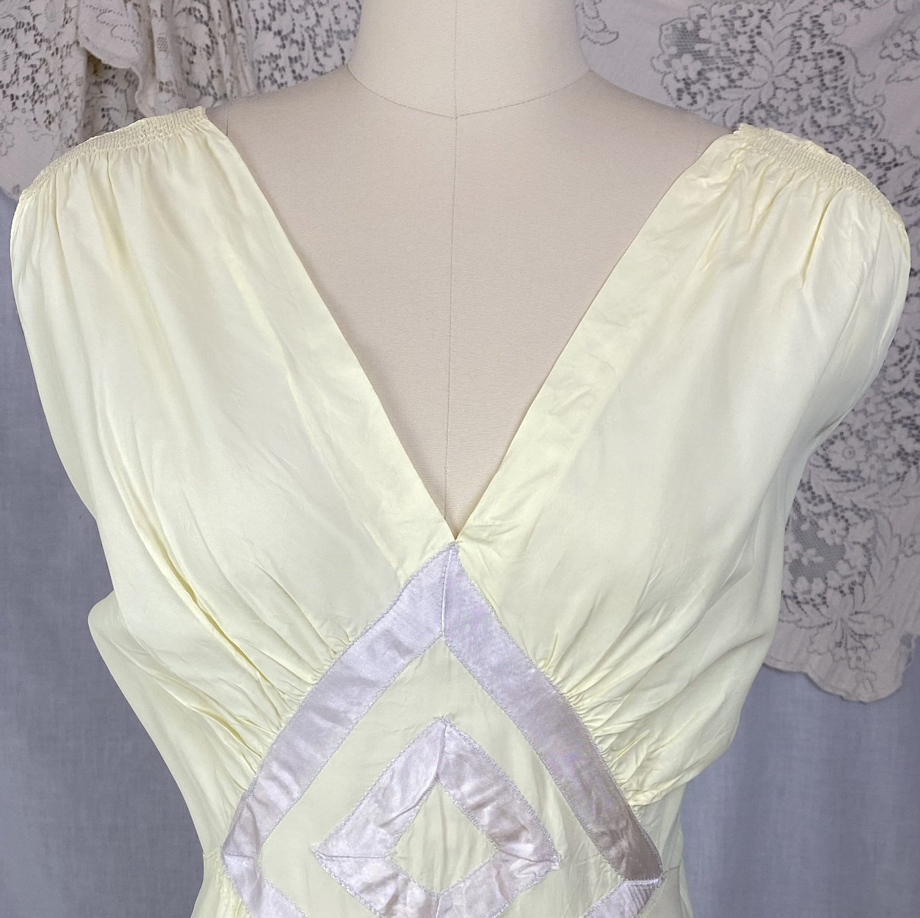 Vintage 1940's Nightgown | Pale Primrose Yellow Rayon with White Satin Ribbon Appliqué | Size LG, XL | Gracette - Daggers & Dames