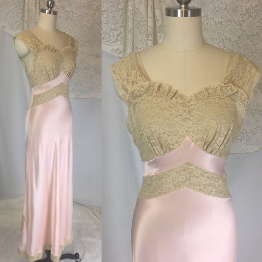 Vintage 1940's Nightgown | Pale Rose Pink Rayon Satin with Ruffled Alençon Lace | Fischer Heavenly Lingerie - Never Worn | Size XS - Daggers & Dames