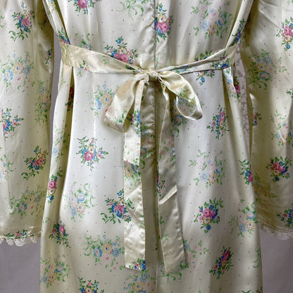 Vintage 1940's Nightgown | Pale Yellow Rayon Satin with Floral Print & Lace | Size XS - Daggers & Dames