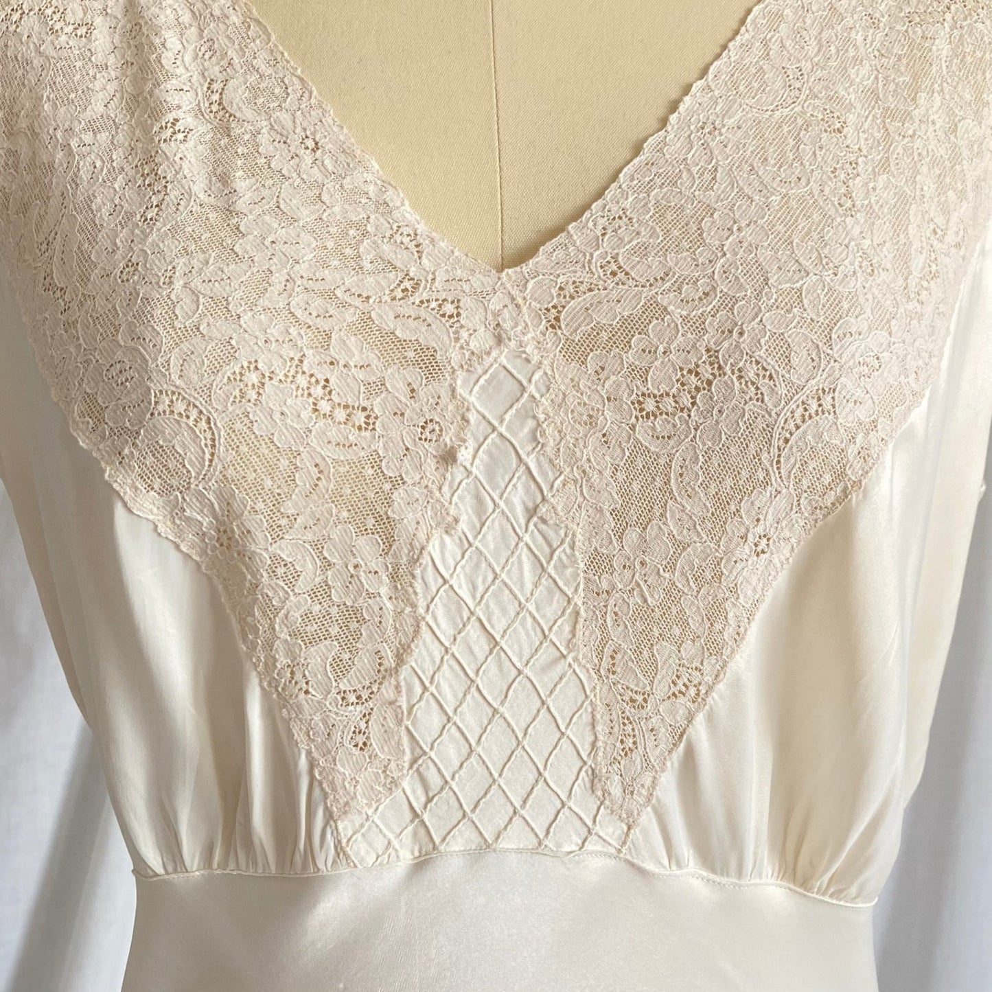 Vintage 1940's Nightgown | Pearly White Rayon Satin with Ivory Floral Cotton Lace & Center Slit | Size S, M | Sleepy Suzy - Daggers & Dames