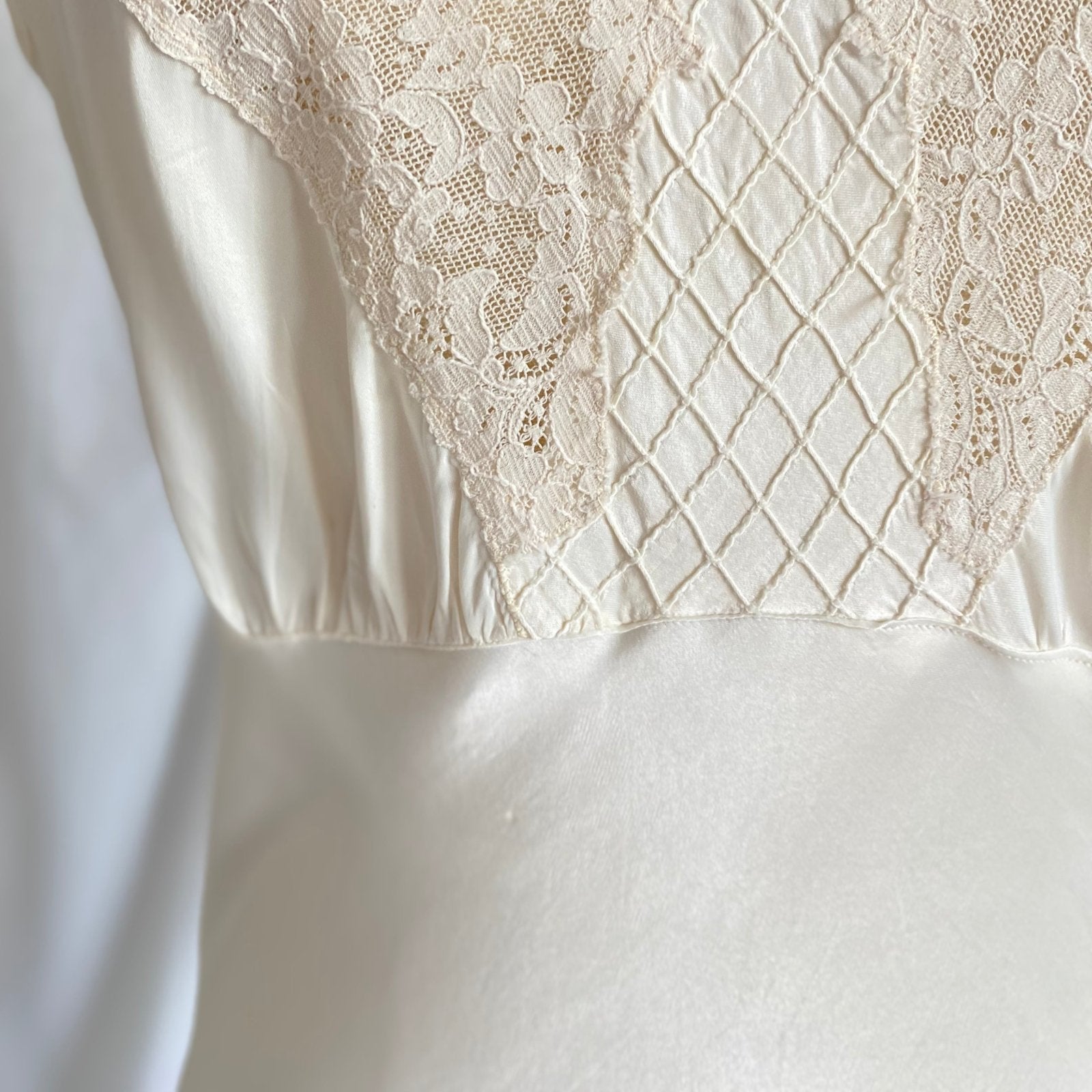 Vintage 1940's Nightgown | Pearly White Rayon Satin with Ivory Floral Cotton Lace & Center Slit | Size S, M | Sleepy Suzy - Daggers & Dames