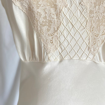 Vintage 1940's Nightgown | Pearly White Rayon Satin with Ivory Floral Cotton Lace & Center Slit | Size S, M | Sleepy Suzy - Daggers & Dames