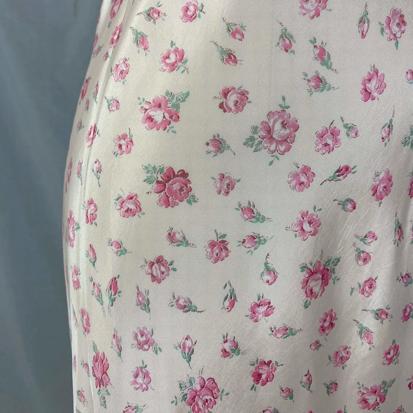 Vintage 1940's Nightgown | Petal Pink Rayon with Rose Floral Print | Size XL | Radcliffe - Daggers & Dames
