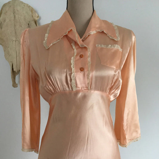 Vintage 1940's Nightgown | Pink Rayon Satin & Ivory Lace with Celluloid Buttons | Bias Cut Dressing Gown | Size S - Daggers & Dames