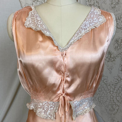 Vintage 1940's Nightgown | Rich Rose Gold Pink with Ruffled Lace & Lace-up Chest | Size M, LG | Betty Lou Lingerie - Daggers & Dames