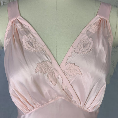 Vintage 1940's Nightgown | Rose Pink Rayon Satin with Hand Stitching & Floral Applique | Size XS | R.H. Macy Co. - Daggers & Dames