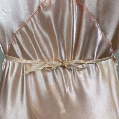 Vintage 1940's Nightgown | Rose Pink Rayon Satin with Ivory Floral Lace | Size M, LG - Daggers & Dames