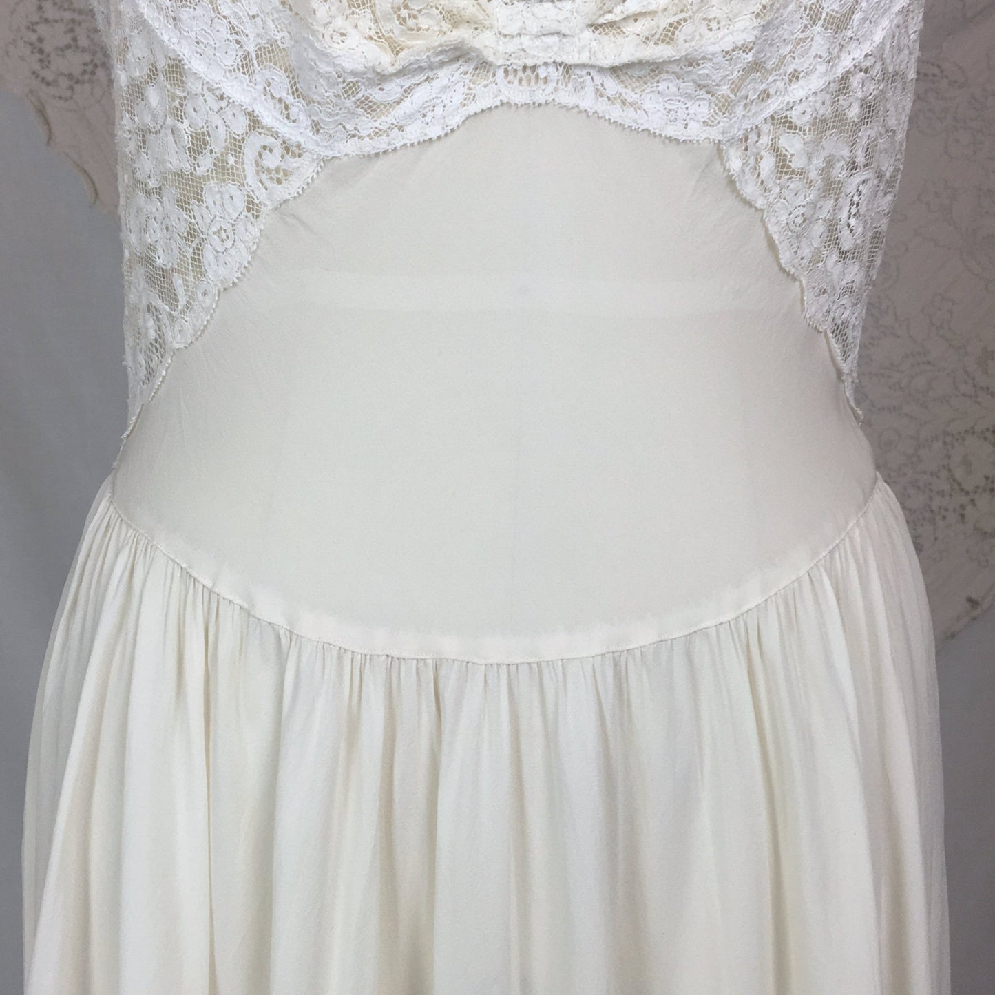Vintage 1940's Nightgown | Sheer White Silk Chiffon with Ruffled Lace | Fischer Heavenly Silk Lingerie | Size MED - Daggers & Dames