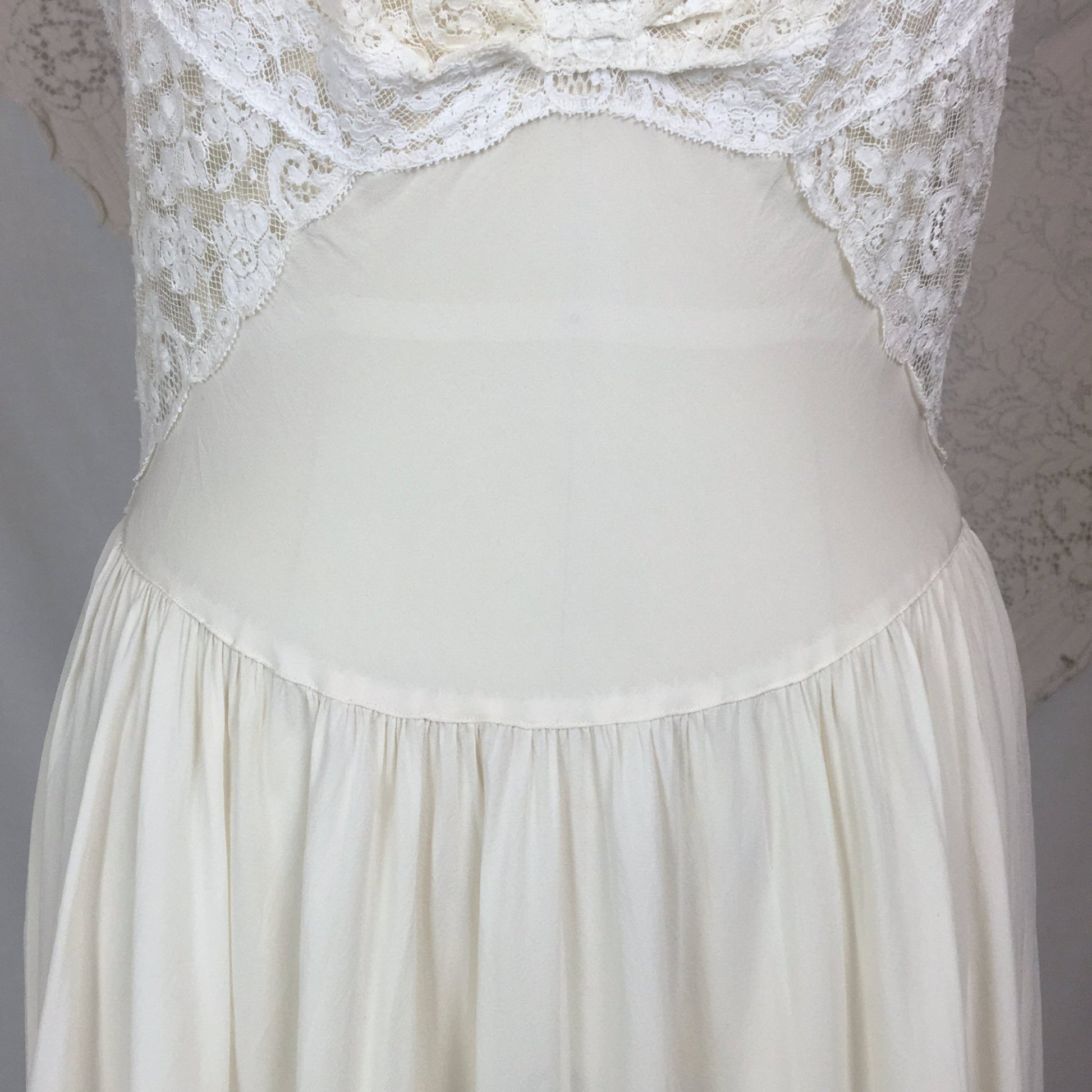 Vintage 1940's Nightgown | Sheer White Silk Chiffon with Ruffled Lace | Fischer Heavenly Silk Lingerie | Size MED - Daggers & Dames
