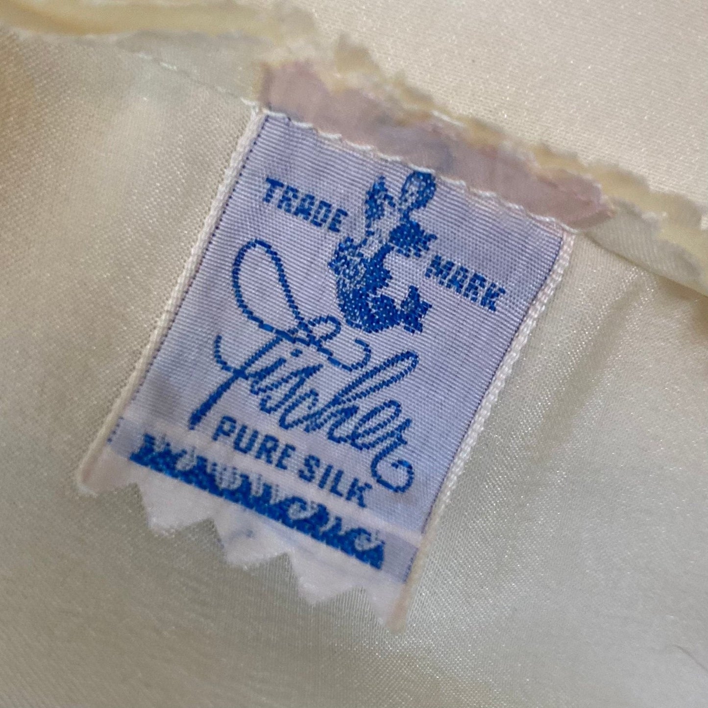 Vintage 1940's Nightgown | Warm Ivory Silk with Deep Tan Floral Lace | Size XXS, XS | Fischer Lingerie - Daggers & Dames