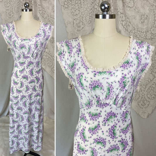 Vintage 1940's Nightgown | White rayon with Purple Lilac Floral Print | Size XS, S | Textron - Daggers & Dames
