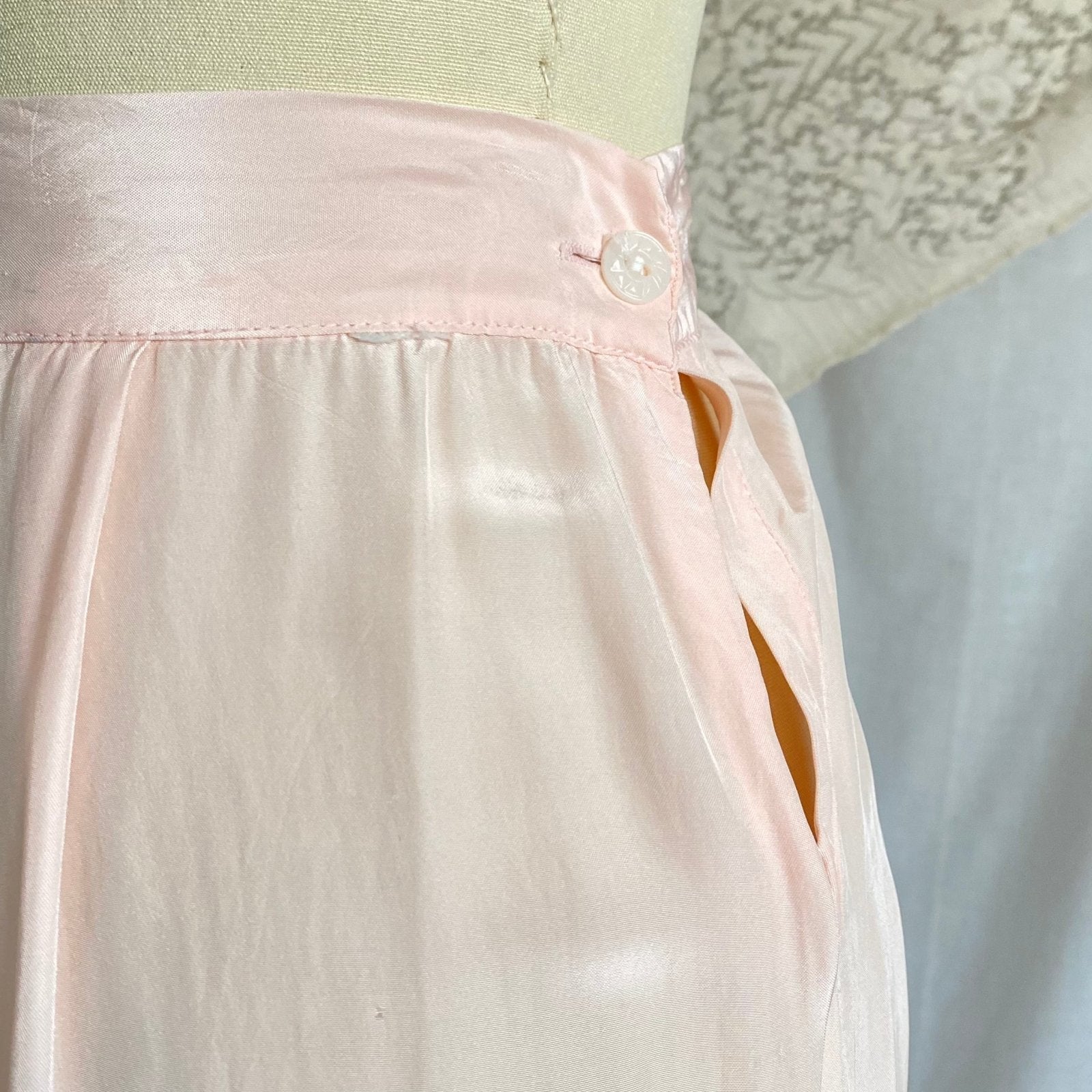 Vintage 1940's Pajama Set | Light Pastel Pink Rayon with Ivory Lace | Size M, LG | Miss Crinoline - Daggers & Dames