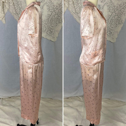 Vintage 1940's Pajama Set | Light Rosy Pink Rayon Satin with Daisy Floral Print | Size XS | W/B Weisman - Daggers & Dames