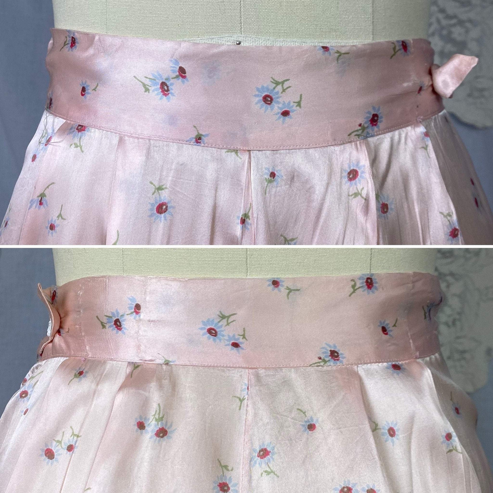 Vintage 1940's Pajama Set | Light Rosy Pink Rayon Satin with Daisy Floral Print | Size XS | W/B Weisman - Daggers & Dames
