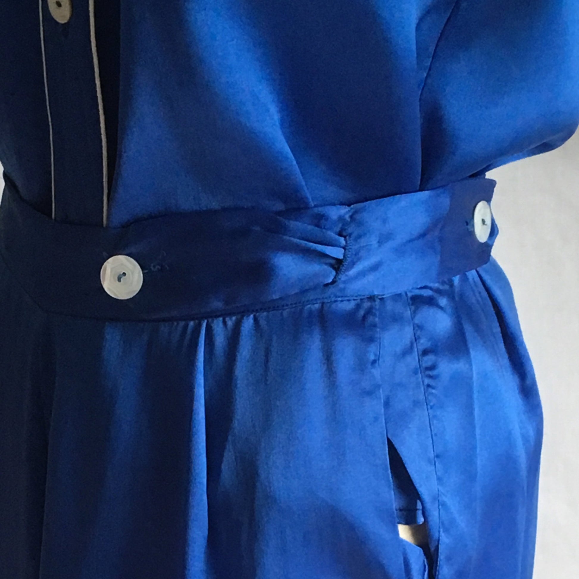 Vintage 1940's Pajama Set | Royal Blue Silk with White Embroidery | Miss Swank | Size XS - Daggers & Dames
