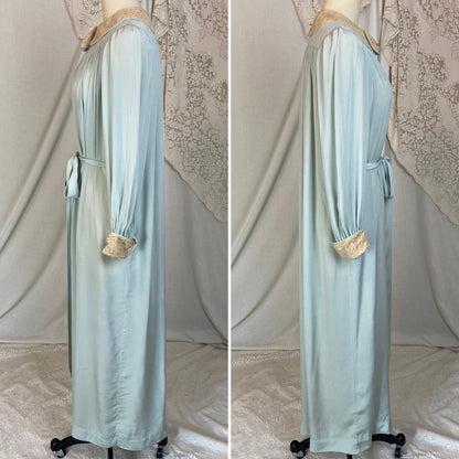 Vintage 1940's Robe | Pale Sky Blue Silk Chiffon with Nude Lace | Size S, M - Daggers & Dames