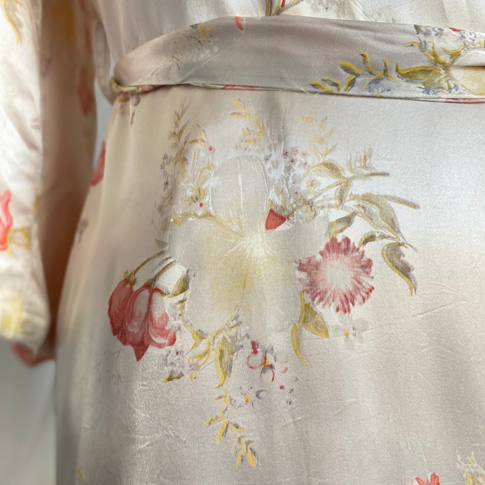 Vintage 1940's Robe | Silky White Rayon Satin with Pink Rose Floral Print & Bell Sleeves | Size S, M, LG - Daggers & Dames