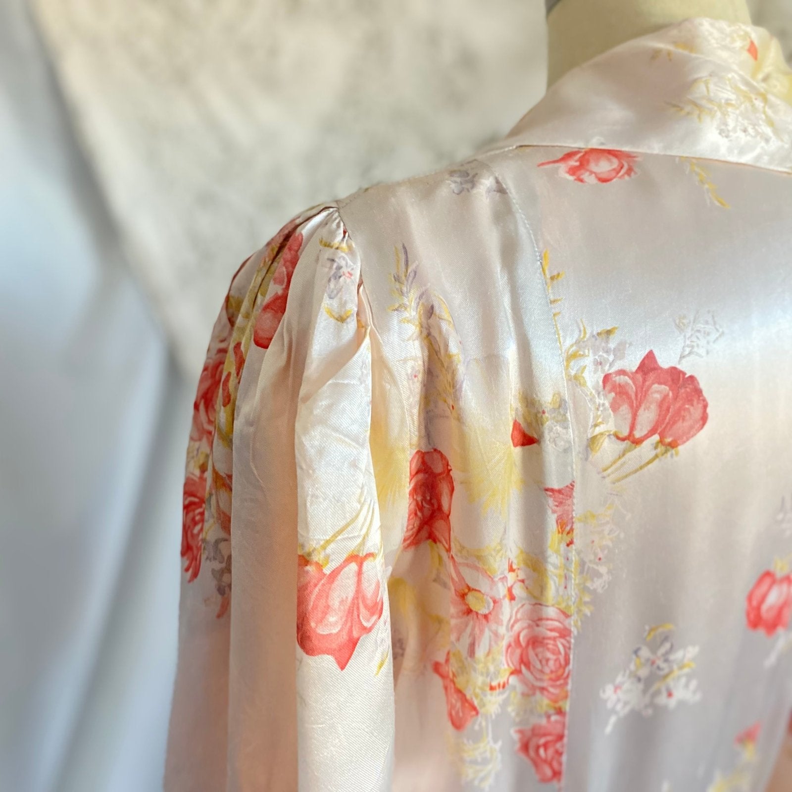 Vintage 1940's Robe | Silky White Rayon Satin with Pink Rose Floral Print & Bell Sleeves | Size S, M, LG - Daggers & Dames