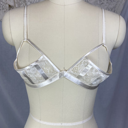 Vintage 1940's Shelf Bra | Creamy White Rayon Satin & Floral Lace Chiffon | Size 34 B | Petite Paris - Daggers & Dames