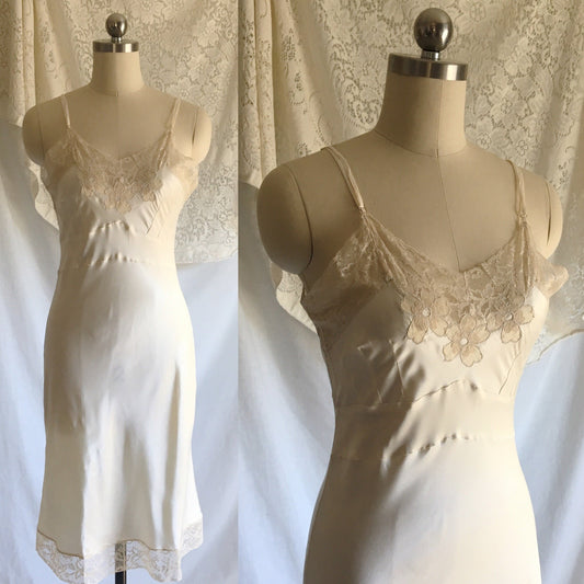 Vintage 1940's Slip | Ivory Rayon Satin with Lace & Floral Appliques | Lady Leonora | Size XS, 32 - Daggers & Dames
