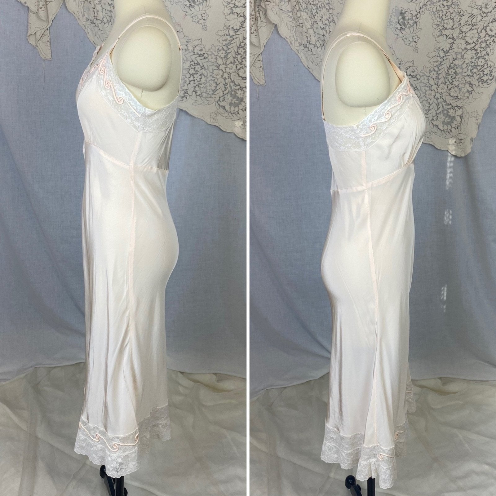 Vintage 1940's Slip | Light Pink Rayon with Ivory Lace & | Size S, M - Daggers & Dames