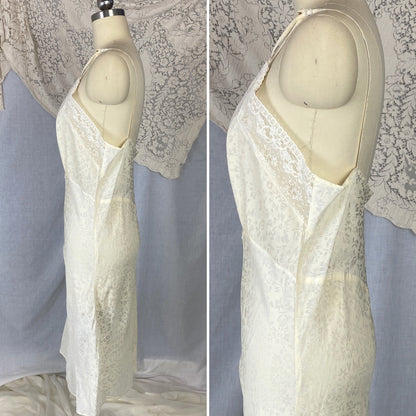 Vintage 1940's Slip | Pale Butter Yellow with Sheer White Floral Print Rayon Taffeta & Lace | Size M, LG - Daggers & Dames