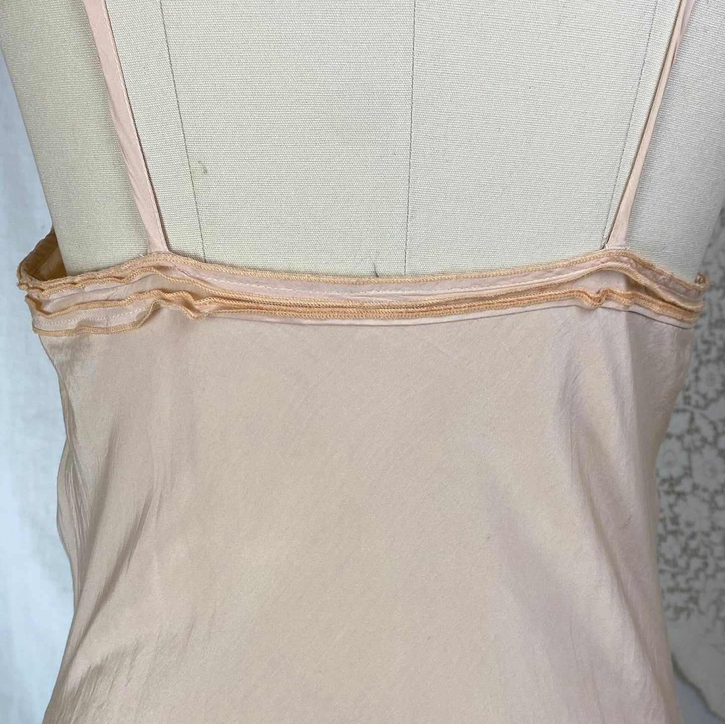 Vintage 1940's Slip | Pale Peach Silky Cotton Blend with Frilly Rose Ruffle | Size S - Daggers & Dames