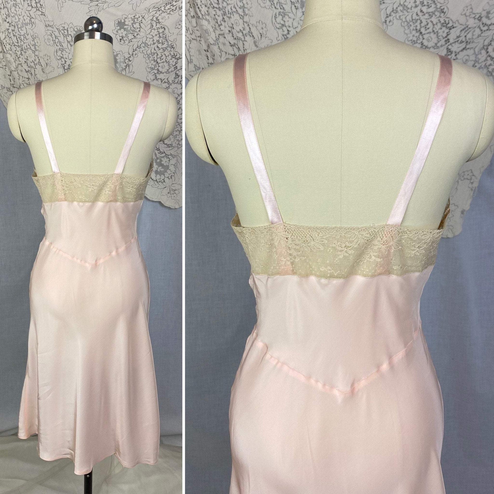 Vintage 1940's Slip | Pale Powder Pink Rayon with Ivory Lace & Floral Appliqué | Size 34 Bust, S, M | Rhythm Lingerie - Never Worn - Daggers & Dames