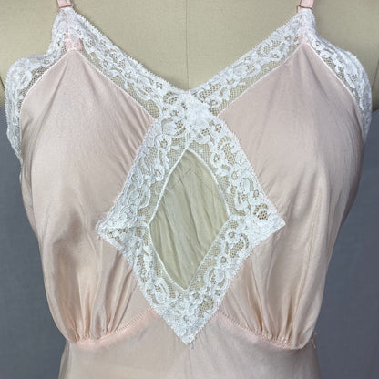 Vintage 1940's Slip | Pale Powder Pink Silk with Tulle Diamond Insert & Lace | Size XS, S | Laura Lane -Never Worn - Daggers & Dames