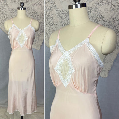 Vintage 1940's Slip | Pale Powder Pink Silk with Tulle Diamond Insert & Lace | Size XS, S | Laura Lane -Never Worn - Daggers & Dames