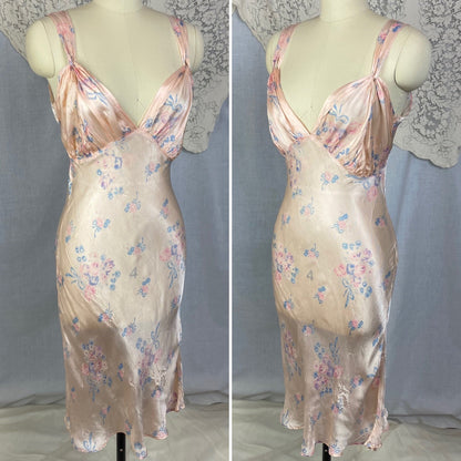 Vintage 1940's Slip | Pale Powder Pink with Floral Print & Chain Link Straps | Size 34-36 Bust, S, M - Daggers & Dames