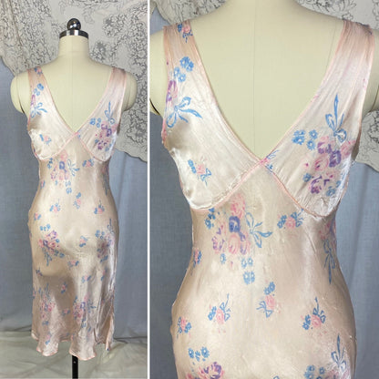 Vintage 1940's Slip | Pale Powder Pink with Floral Print & Chain Link Straps | Size 34-36 Bust, S, M - Daggers & Dames
