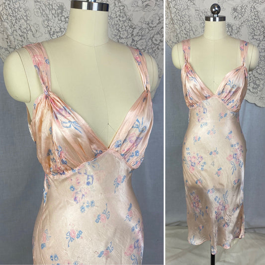Vintage 1940's Slip | Pale Powder Pink with Floral Print & Chain Link Straps | Size 34-36 Bust, S, M - Daggers & Dames