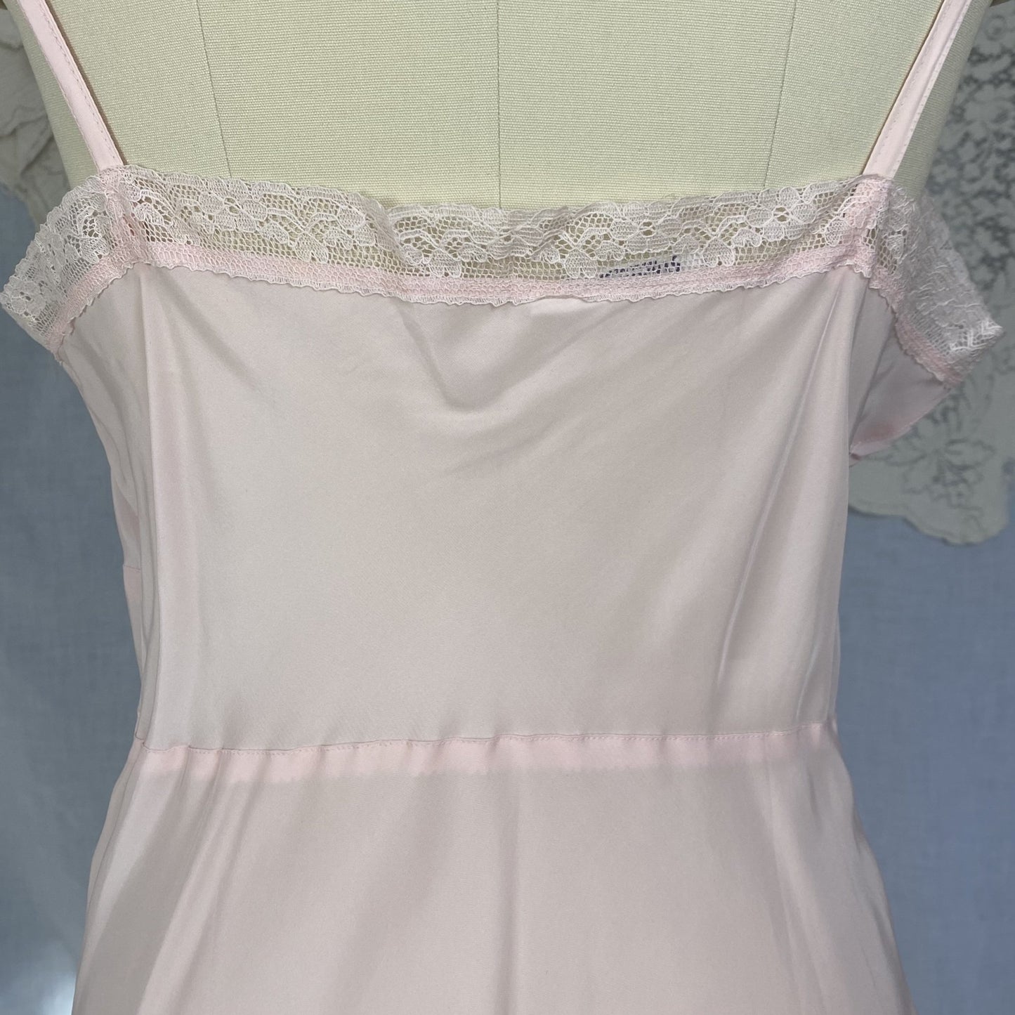 Vintage 1940's Slip | Palest Pink Rayon with White Chiffon & Embroidery | Size LG, XL | Strainless Never Worn - Daggers & Dames