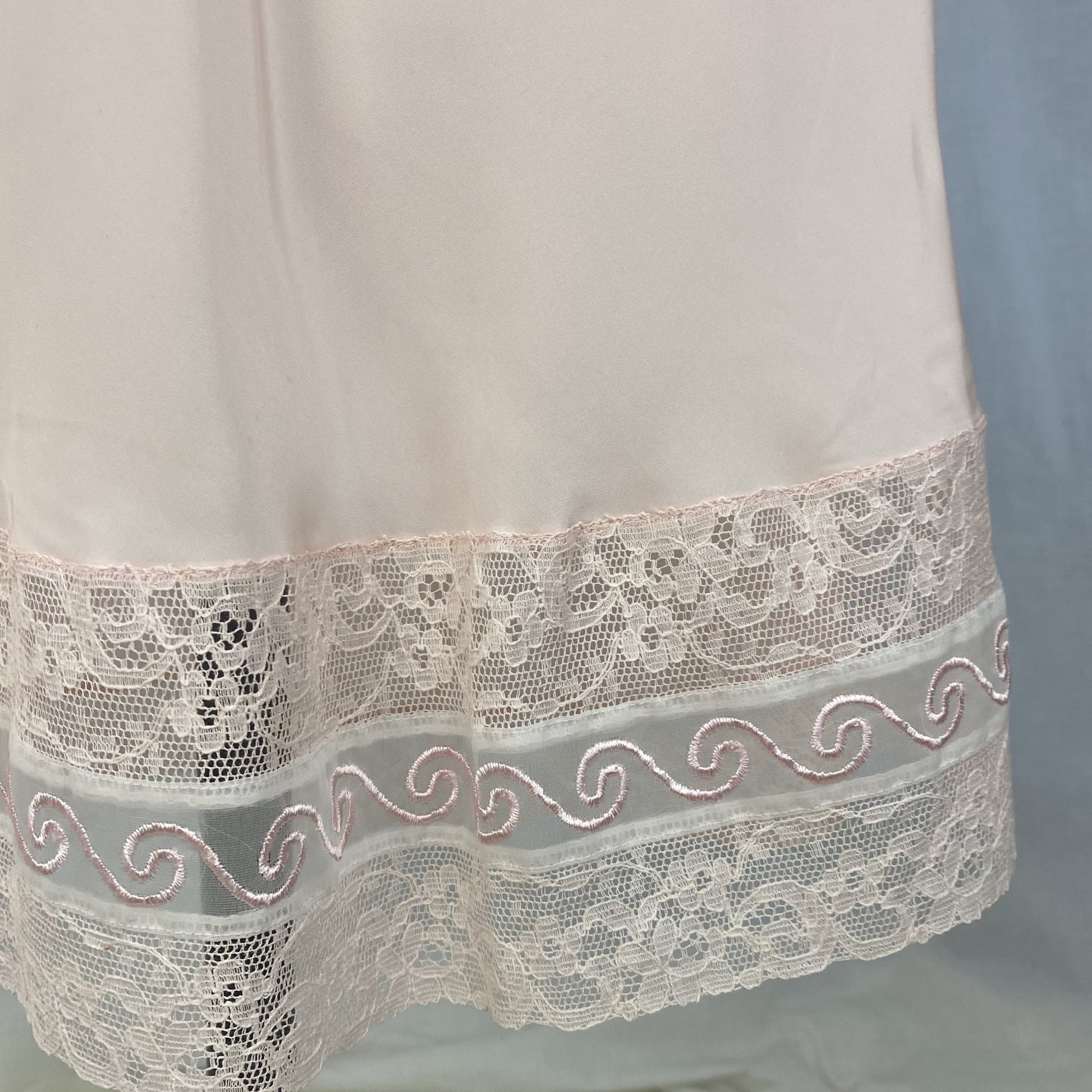 Vintage 1940's Slip | Palest Pink Rayon with White Chiffon & Embroidery | Size LG, XL | Strainless Never Worn - Daggers & Dames
